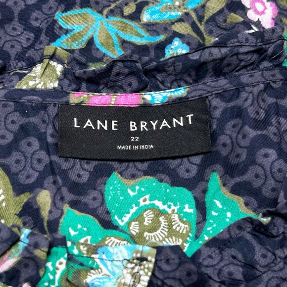 Lane Bryant Flutter-Sleeve Ruffle-Neck Blouse Size 22 3X - Picture 3 of 9